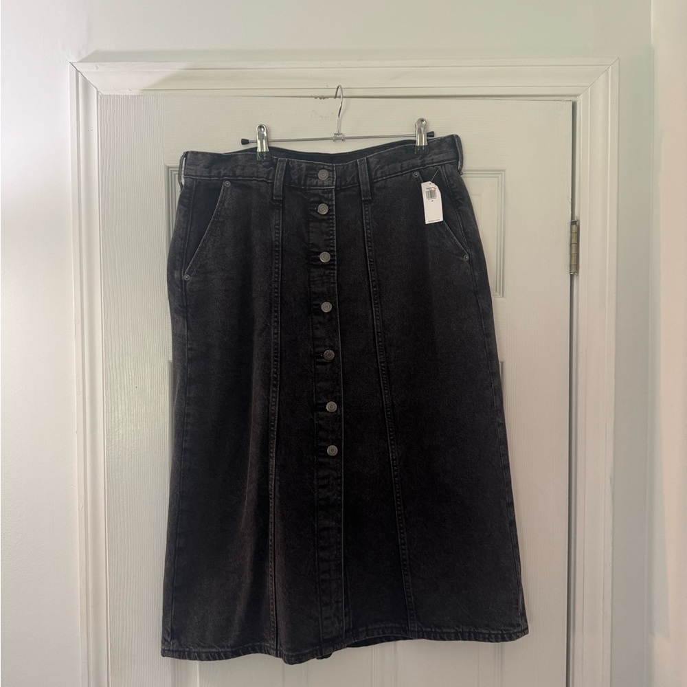 Old Navy Black Button-Front Denim Skirt